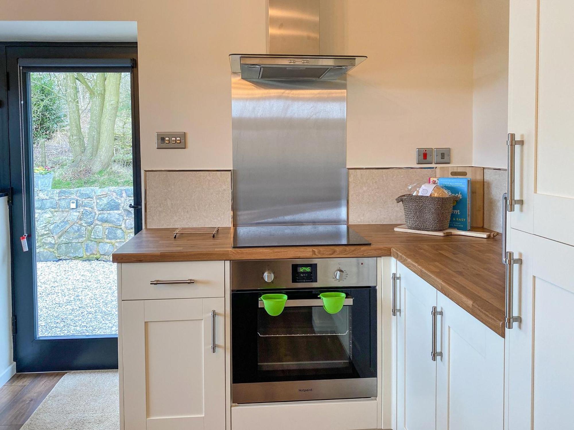 Serenity- Uk38551 Endon Екстериор снимка