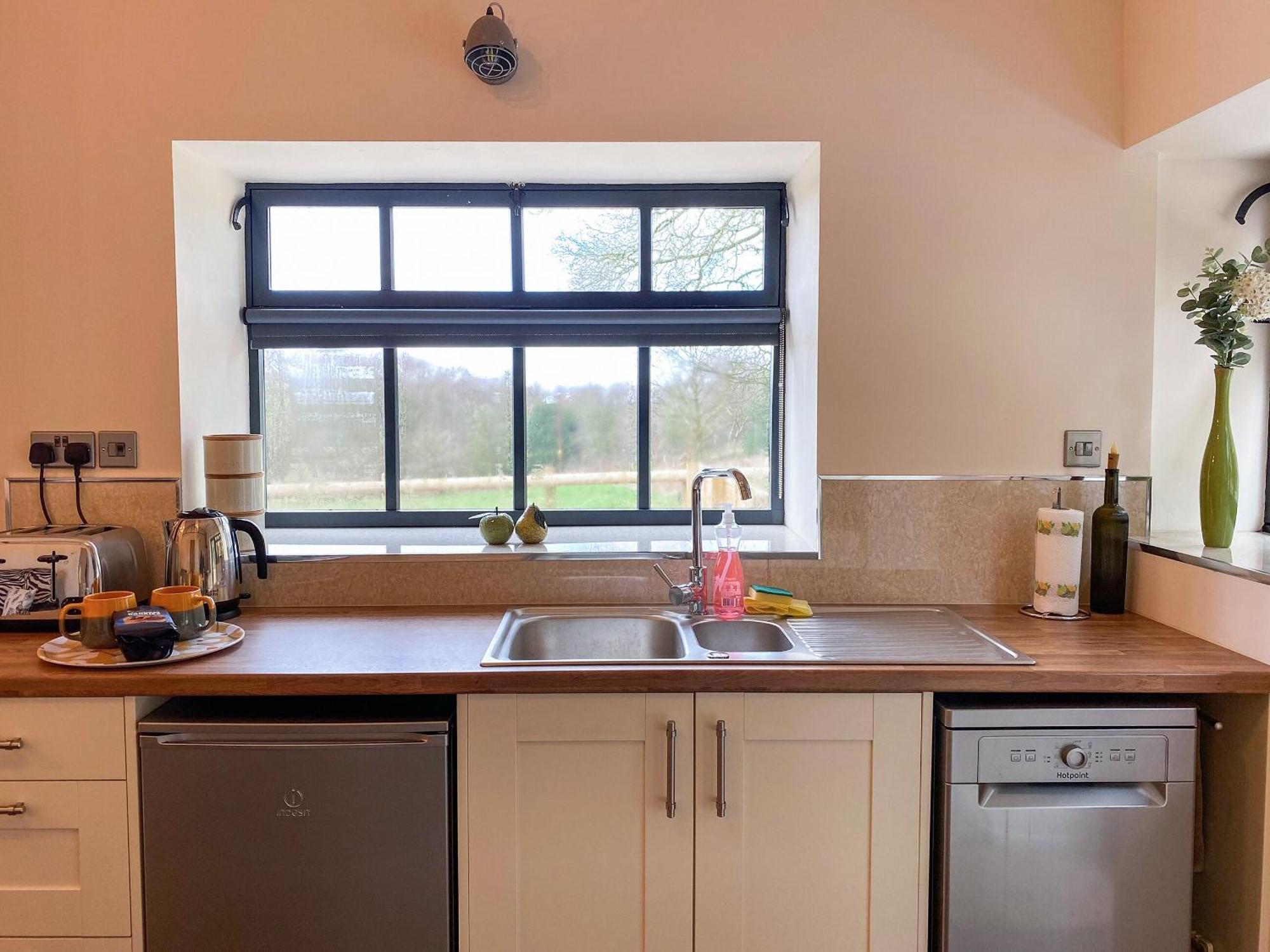 Serenity- Uk38551 Endon Екстериор снимка